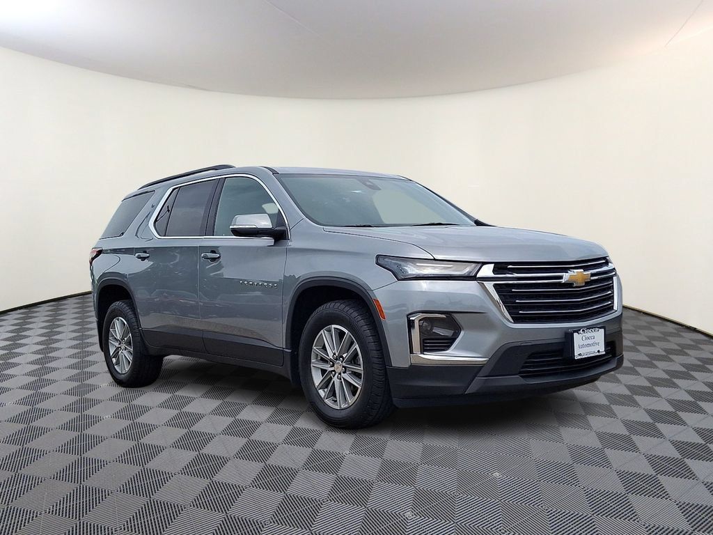 Used 2023 Chevrolet Traverse LT w/ LPO, Floor Liner Package AWD/4WD image 1
