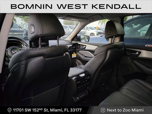 Used 2025 Acura MDX FWD image 7