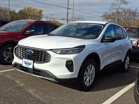 New 2026 Ford Escape Active w/ Cold Weather Package image 3