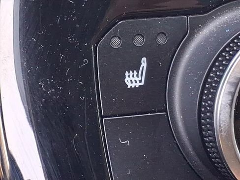 Used 2022 Toyota Highlander XLE image 7