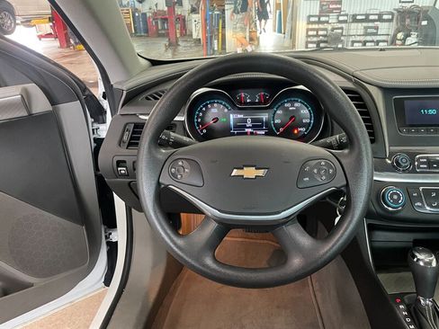 Used 2017 Chevrolet Impala LS FWD image 7
