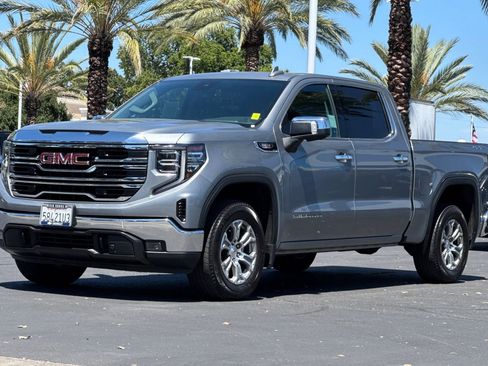 Used 2023 GMC Sierra 1500 SLT w/ SLT Convenience Package AWD/4WD image 7