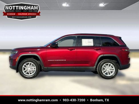 New 2025 Jeep Grand Cherokee Laredo X AWD/4WD image 2