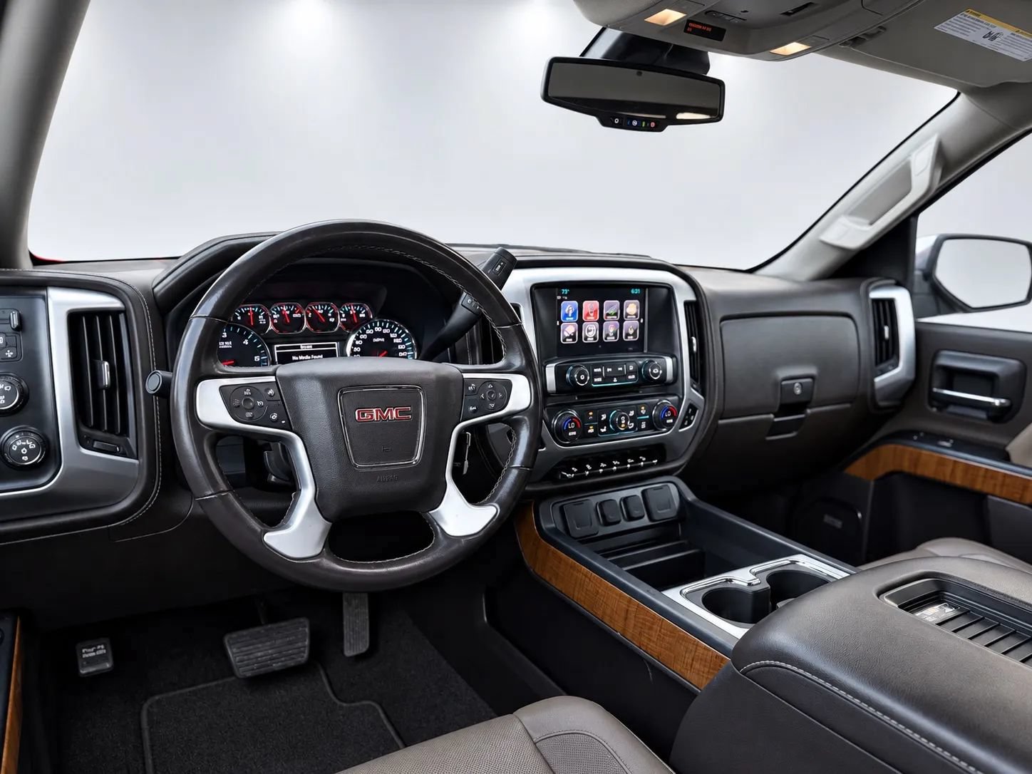 Used 2018 GMC Sierra 1500 SLT w/ SLT Premium Package AWD/4WD image 15