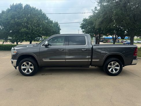 Used 2019 RAM 1500 Limited image 2