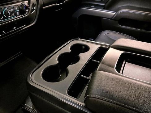 Used 2018 Chevrolet Silverado 1500 LT w/ All Star Edition AWD/4WD image 16