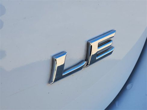 Used 2024 Toyota Camry LE image 7