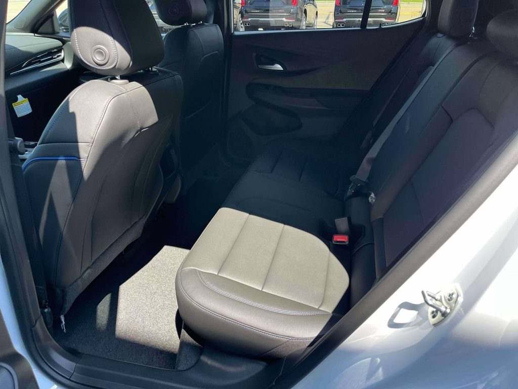 New 2026 Buick Envista Sport Touring w/ Convenience I Package FWD image 17