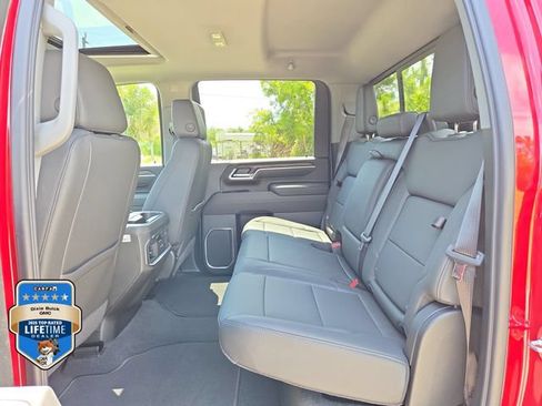 New 2026 GMC Sierra 2500 SLT w/ SLT Premium Package AWD/4WD image 8