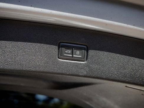 Used 2022 Audi Q7 3.0T Premium w/ Convenience Package image 14