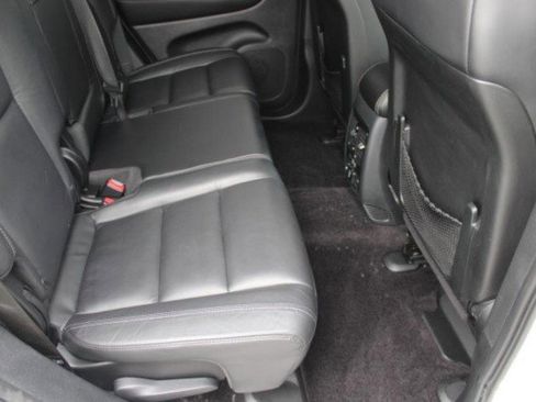 Used 2017 Jeep Grand Cherokee Limited image 15