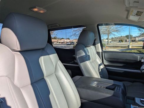 Used 2016 Toyota Tundra SR5 image 21