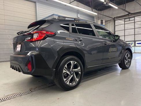 Certified 2024 Subaru Crosstrek 2.0i Premium image 7