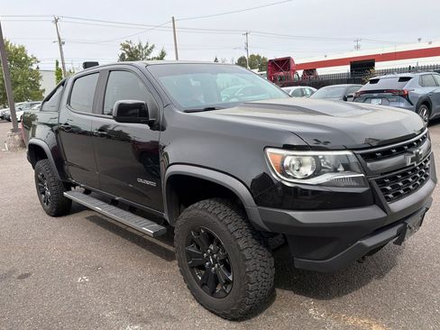 Used 2019 Chevrolet Colorado ZR2 w/ ZR2 Midnight Special Edition AWD/4WD image 2