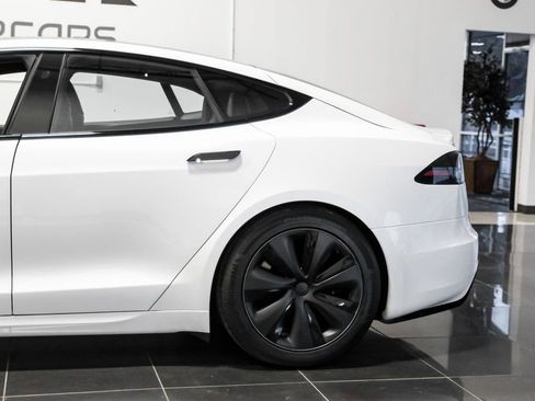 Used 2023 Tesla Model S image 19