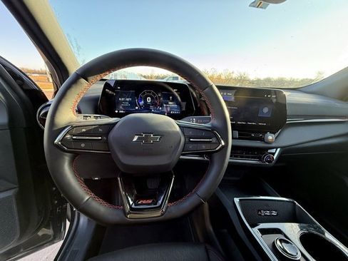 Used 2026 Chevrolet Equinox RS w/ Convenience Package III image 14