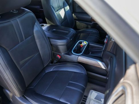 Used 2021 Chevrolet Silverado 2500 High Country w/ Z71 Off-Road Package image 34