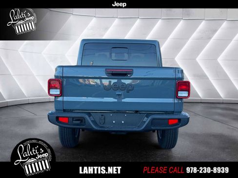New 2026 Jeep Gladiator Sport image 5
