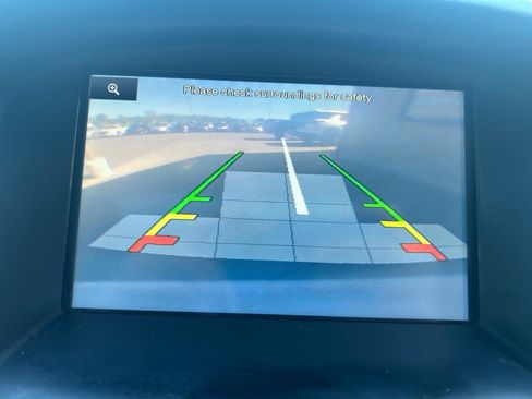 Used 2013 Ford Focus Titanium FWD image 27