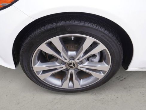 Used 2021 Mercedes-Benz C 300 4MATIC Sedan image 11