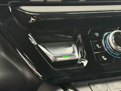 New 2026 GMC Sierra 2500 AT4 w/ AT4 Premium Plus Package image 23