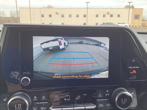 Certified 2023 Toyota Highlander XLE image 41