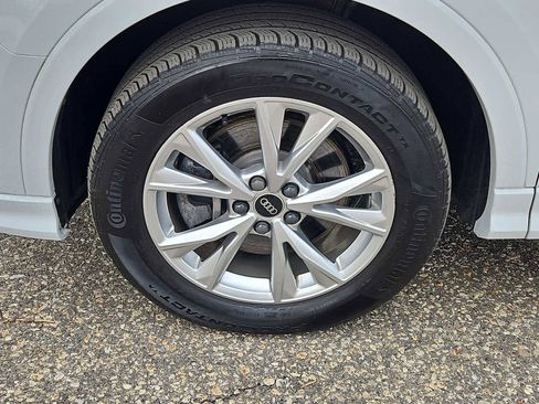 Used 2023 Audi Q3 2.0T Premium Plus image 2