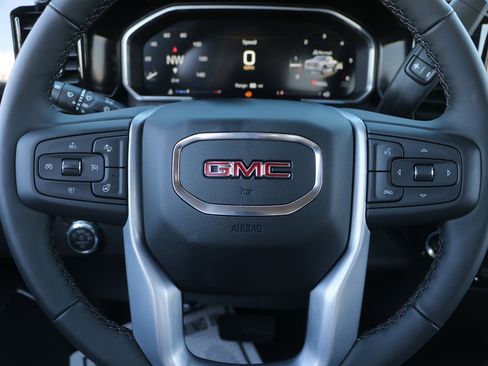 New 2026 GMC Sierra 1500 Elevation image 17