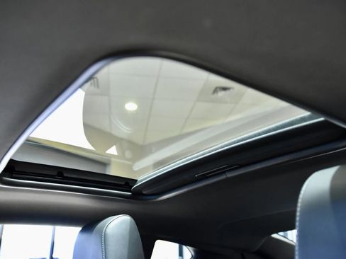 Used 2018 Chevrolet Camaro SS image 20