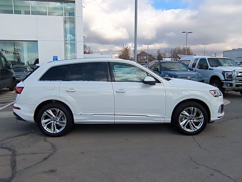 Used 2023 Audi Q7 Premium Plus image 2