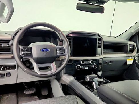 Used 2025 Ford F150 Lightning XLT AWD/4WD image 12