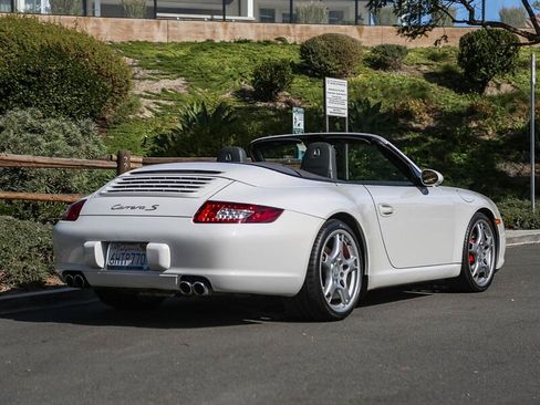 Used 2006 Porsche 911 Carrera S image 6