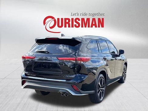 Used 2022 Toyota Highlander XSE image 2