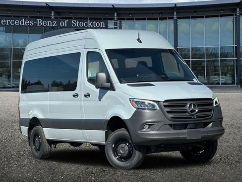 New 2026 Mercedes-Benz Sprinter 2500 image 2
