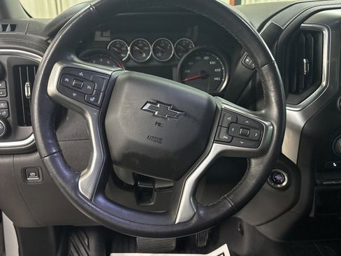 Used 2020 Chevrolet Silverado 1500 LT Trail Boss w/ Convenience Package image 11