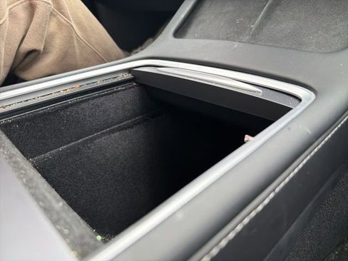 Used 2023 Tesla Model 3 Standard Range image 39