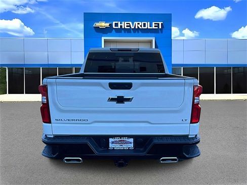 Used 2025 Chevrolet Silverado 1500 LT Trail Boss w/ Convenience Package II image 4