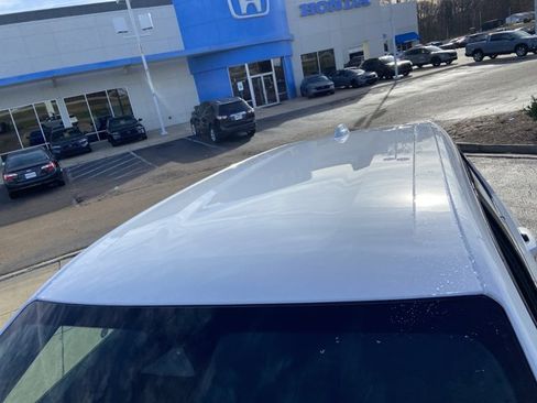 Used 2025 Chevrolet Equinox LT image 27