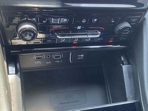 New 2025 Jeep Grand Cherokee L Limited w/ Luxury Tech Group II image 23