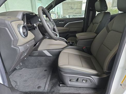 New 2026 Chevrolet Colorado ZR2 w/ Technology Package image 23