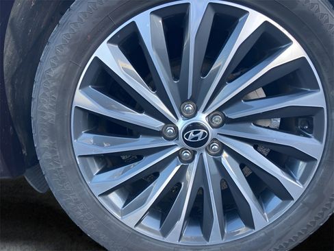 Used 2023 Hyundai Palisade Calligraphy image 10