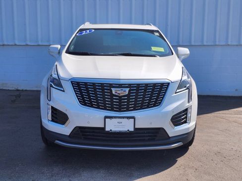 Used 2023 Cadillac XT5 Premium Luxury w/ LPO, Floor Liner Package AWD/4WD image 8