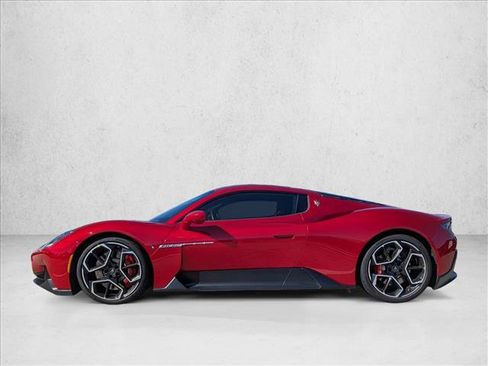 Used 2022 Maserati MC20 Coupe image 10