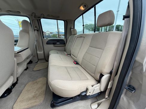 Used 2005 Ford F350 XL AWD/4WD image 13