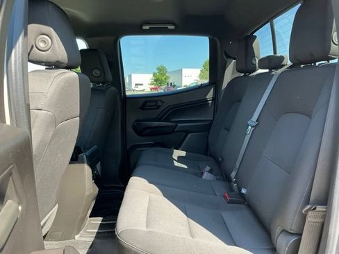 Used 2023 Chevrolet Colorado Trail Boss w/ Technology Package AWD/4WD image 34
