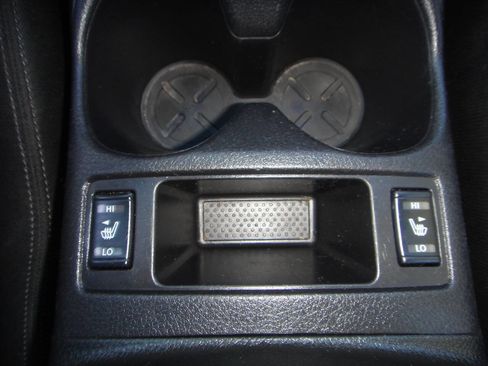 Used 2018 Nissan Rogue Sport SV w/ SV All-Weather Package image 10