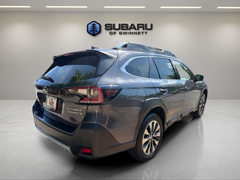 Used 2024 Subaru Outback Touring XT AWD/4WD image 5