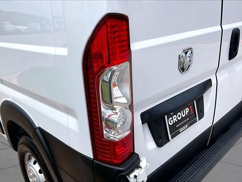Used 2025 RAM ProMaster 2500 w/ Convenience Group FWD image 26