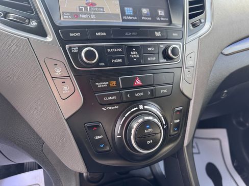 Used 2017 Hyundai Santa Fe Sport image 30