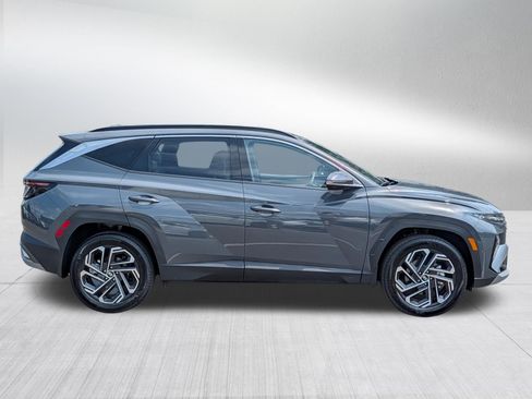 Certified 2026 Hyundai Tucson Limited AWD/4WD image 8